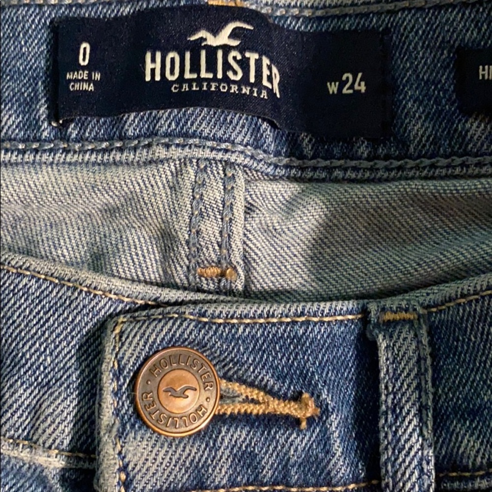 Shorts - Picture 3 of 3